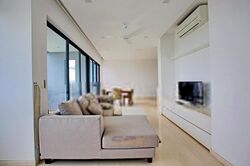 J Gateway (D22), Condominium #400429471